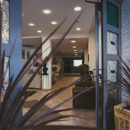 Hotel El Salvador Frontemare Piscina Riscaldata Lido di Jesolo Bagian luar foto